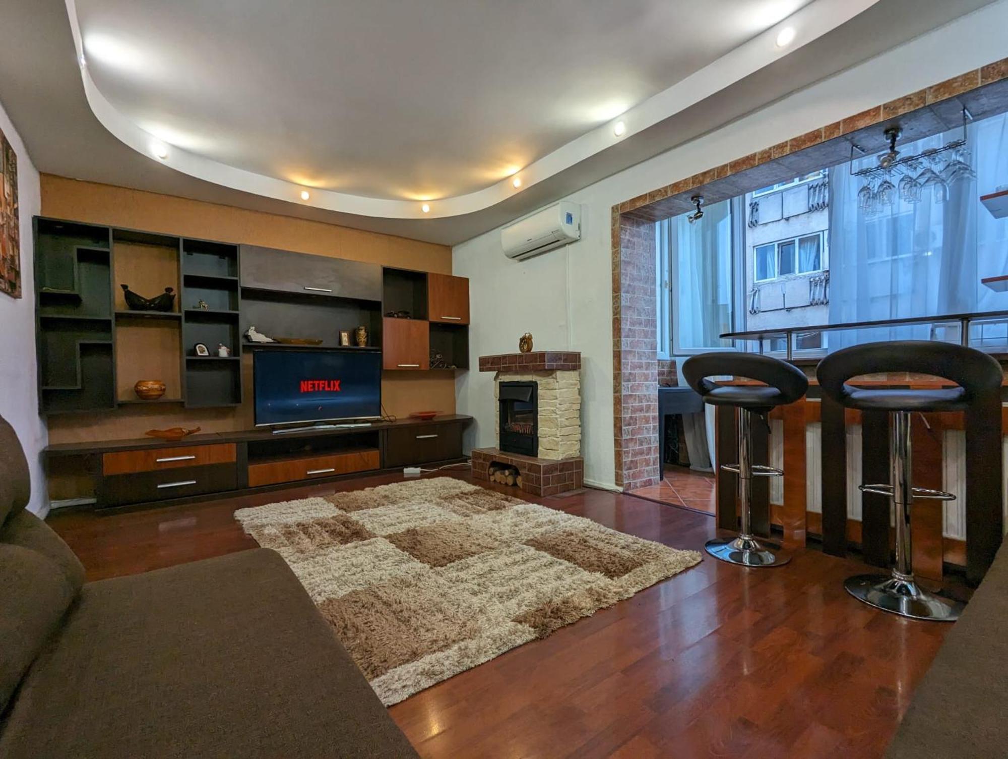 Modern Oasis With A Cozy Fireplace Your Stylish Apartment Minutes From Downtown Bukarest Exterior foto